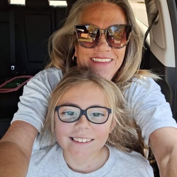 Meet your Posher, Jodi - Picture 1 of 1